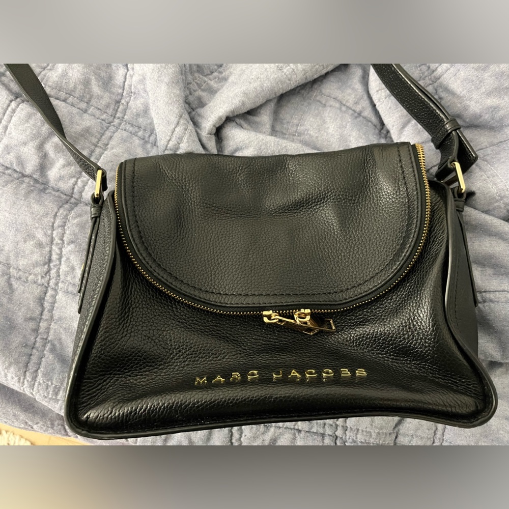 Marc Jacobs The Groove Leather Messenger Bag